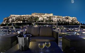 Plaka Hotel Atene